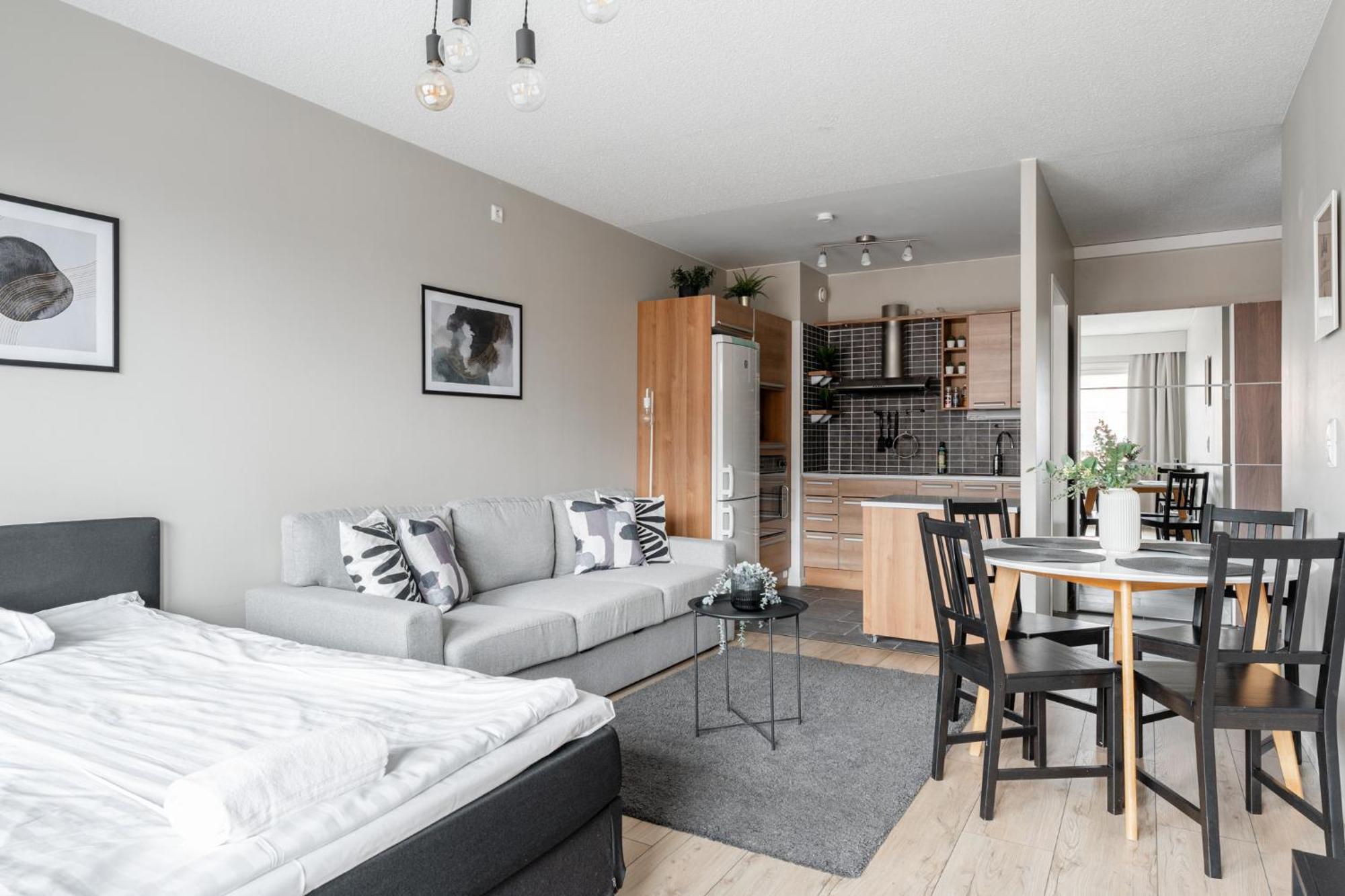 Heartful 1Br Apartment With Balcony Next To Railway Station - Hosted By 2Ndhomes Tammerfors Exteriör bild